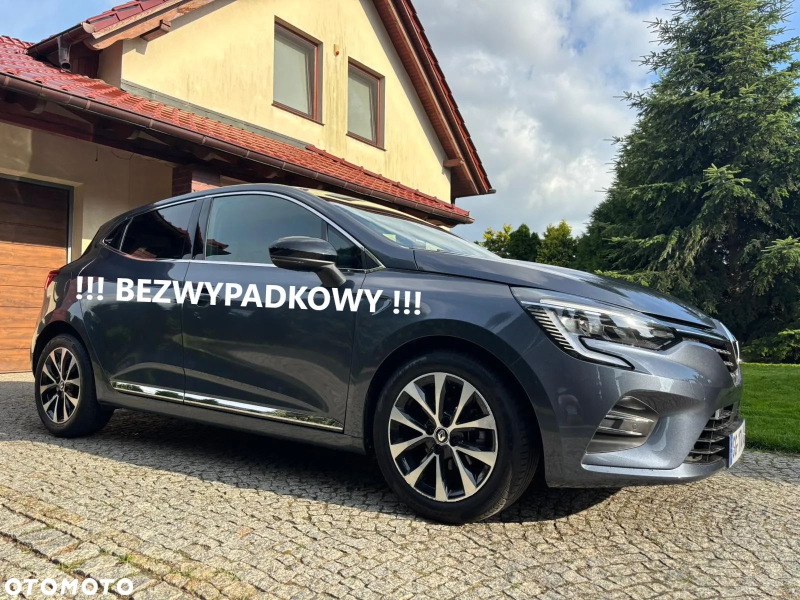 Renault Clio TCe 100 INTENS - 1