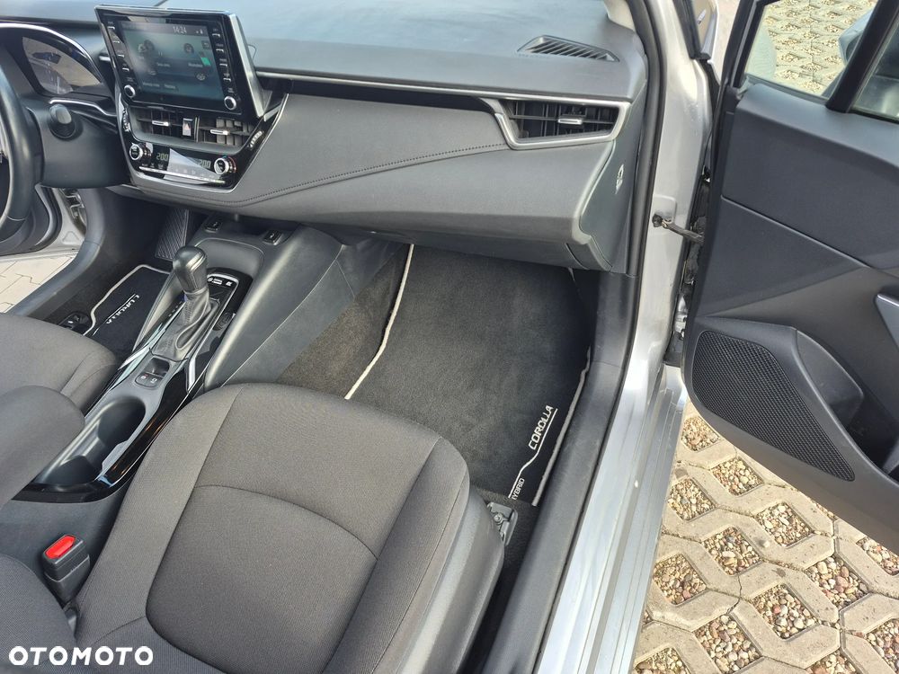 Toyota Corolla 1.8 Hybrid Comfort - 20