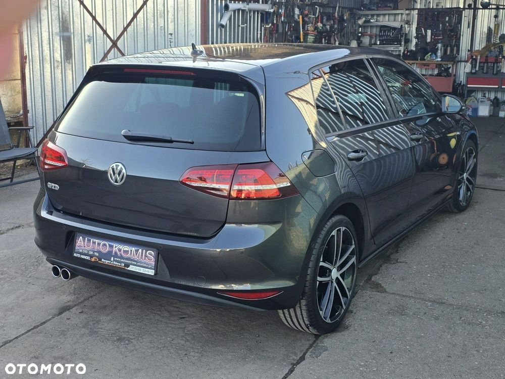 Volkswagen Golf 2.0 TDI BMT GTD - 38
