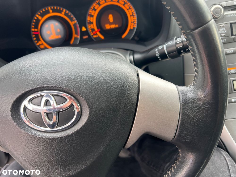 Toyota Auris - 32