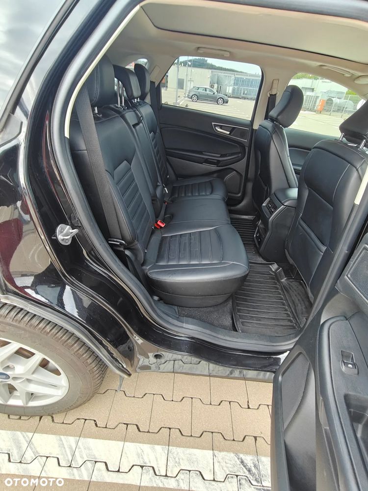 Ford Edge - 15