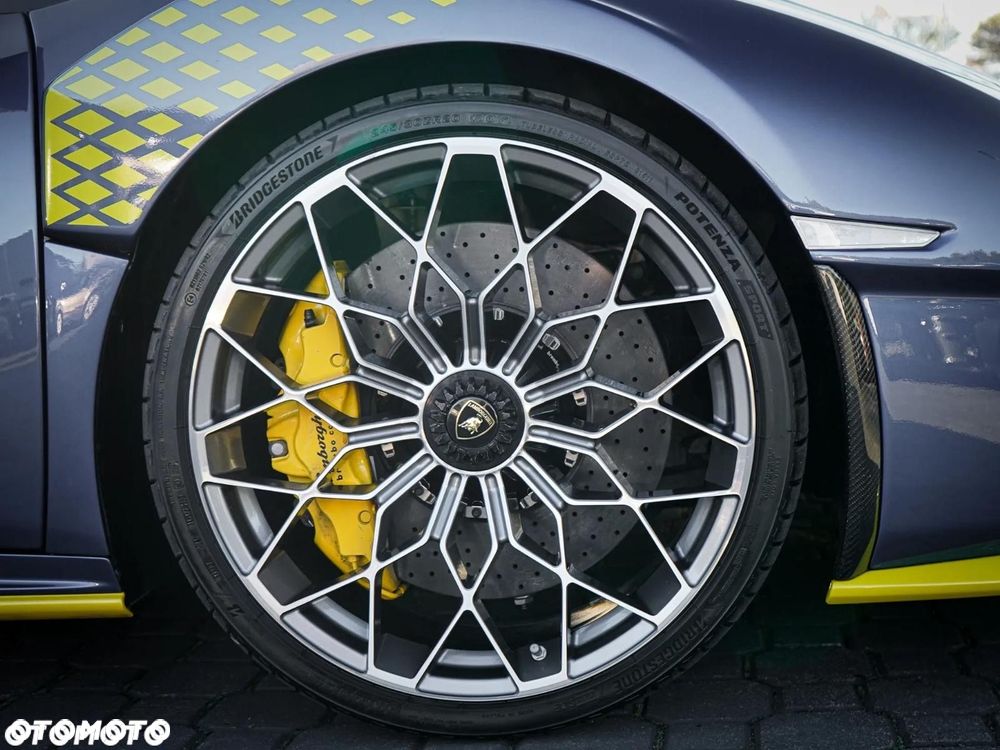 Lamborghini Huracan Performante - 20