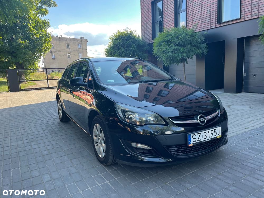 Opel Astra IV 1.6 CDTI Sport - 2