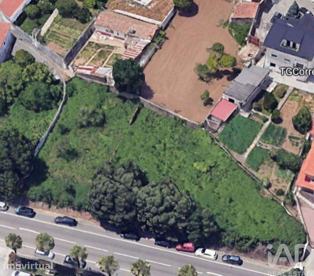 Terreno em Pedroso e Seixezelo de 600,00 m2 - Grande imagem: 2/4