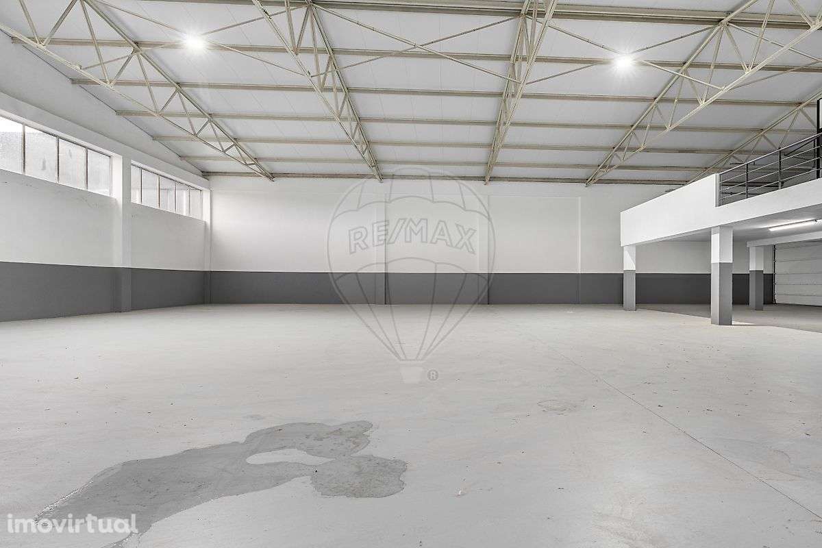 Armazém  para arrendamento - Grande imagem: 3/19