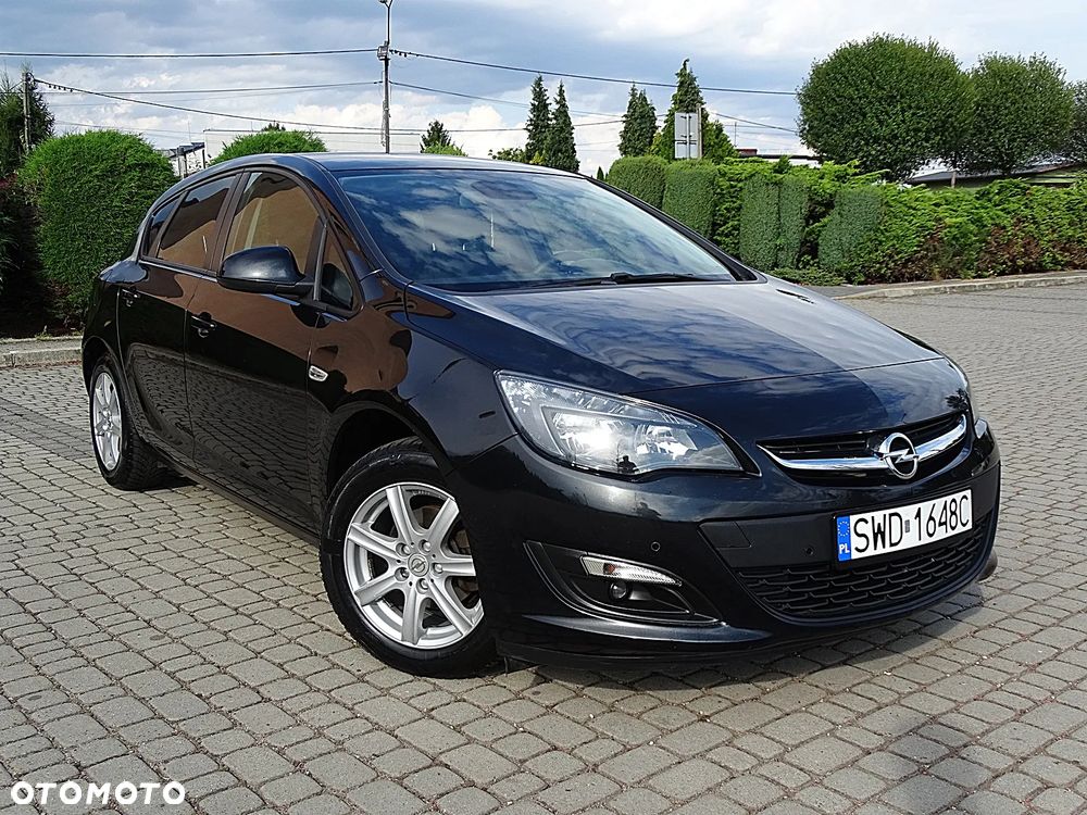 Opel Astra 1.4 T Cosmo EU6 - 22