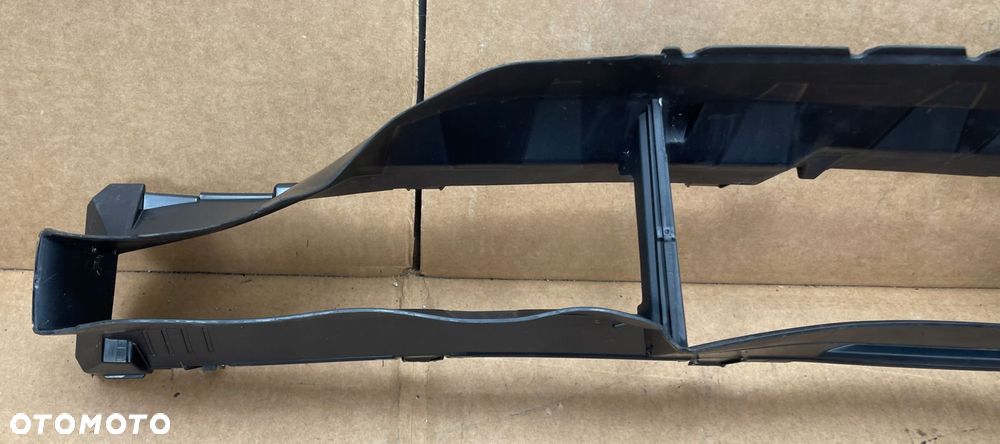 AUDI Q6 E-TRON KIEROWNICA WLOT POWIETRZA 85H121333C - 2