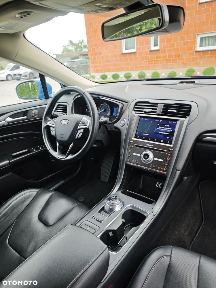 Ford Mondeo 2.0 Hybrid Titanium - 20