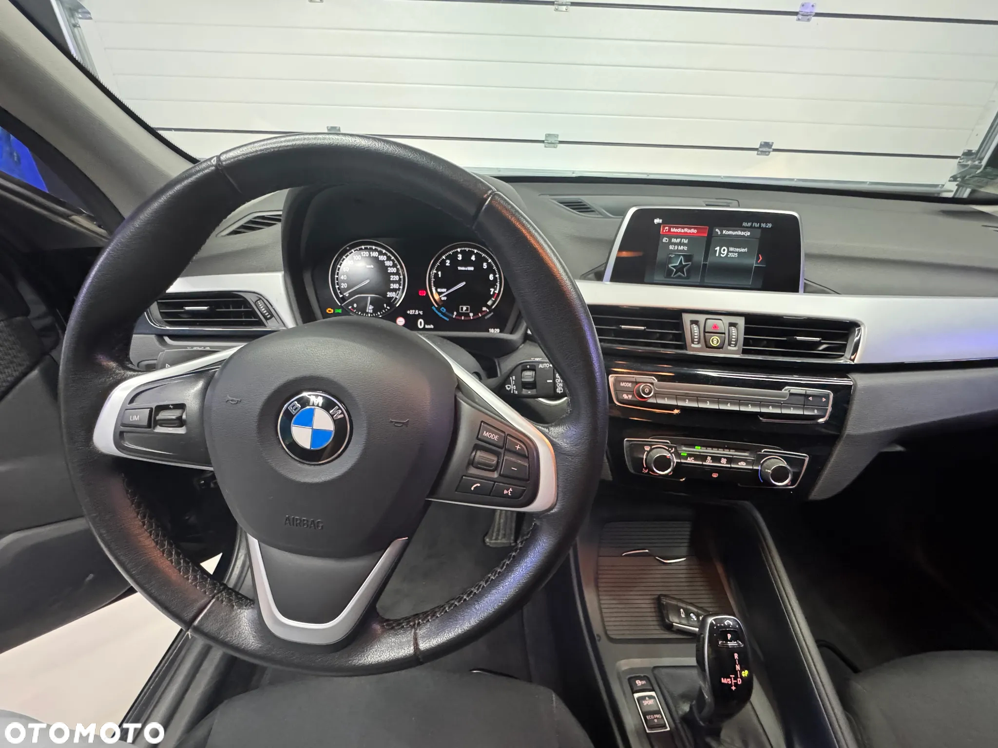 BMW X1 sDrive18i - 13