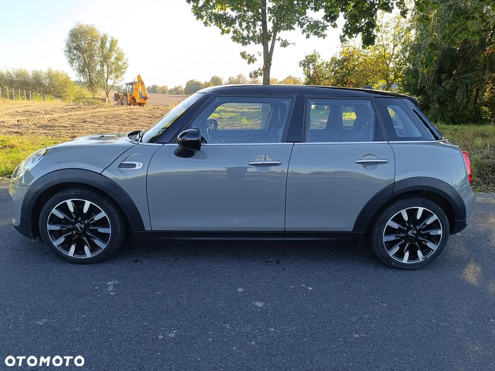 MINI Cooper Standard - 14