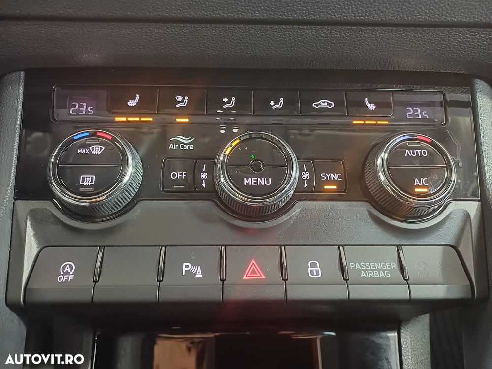 Skoda Karoq 1.5 TSI DSG Selection - 17