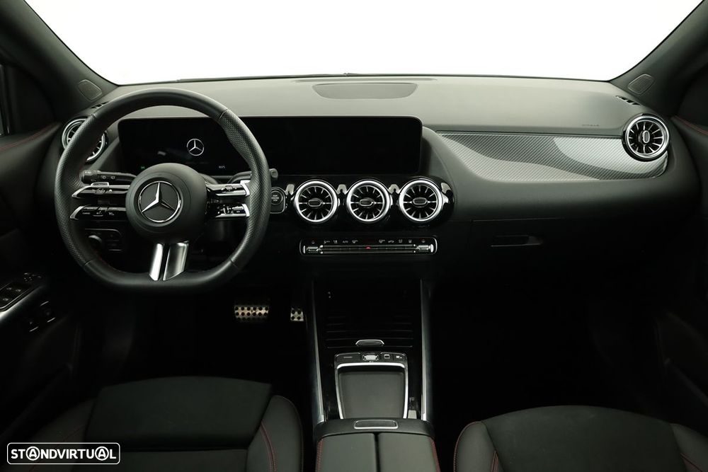 Mercedes-Benz GLA 250 e - 8