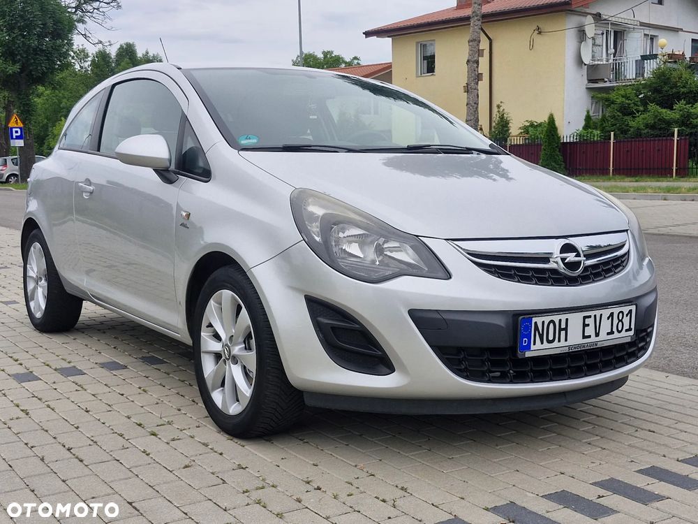 Opel Corsa 1.4 16V Innovation - 25