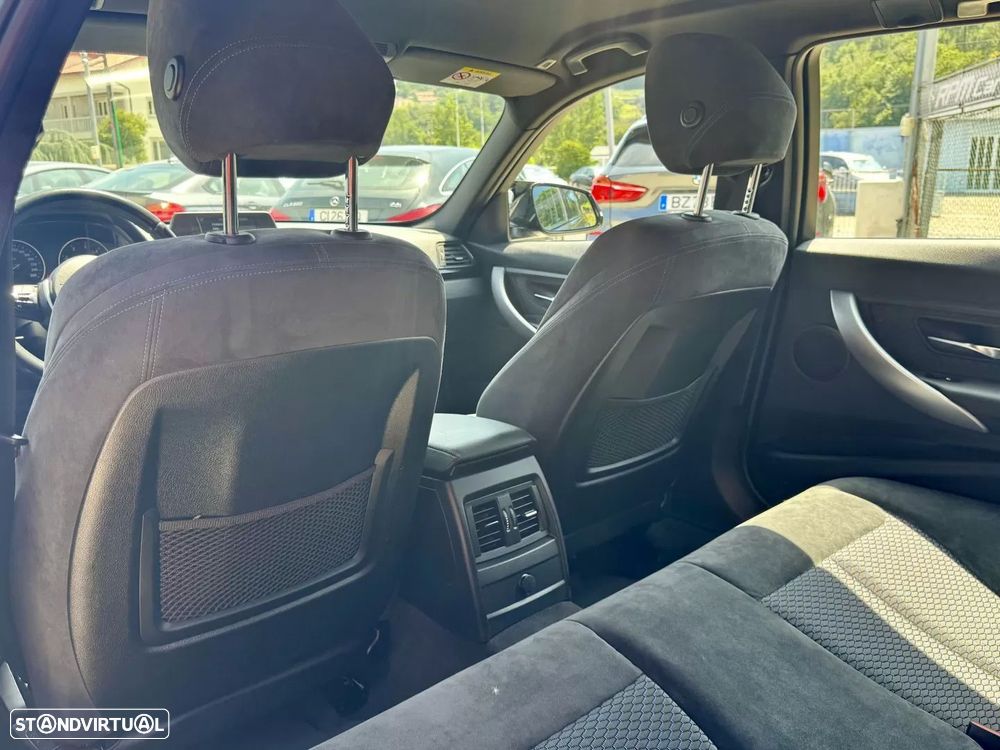 BMW 320 d Pack M - 17