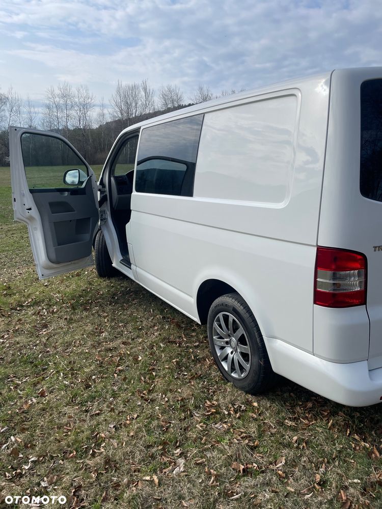 Volkswagen Transporter T5 - 13