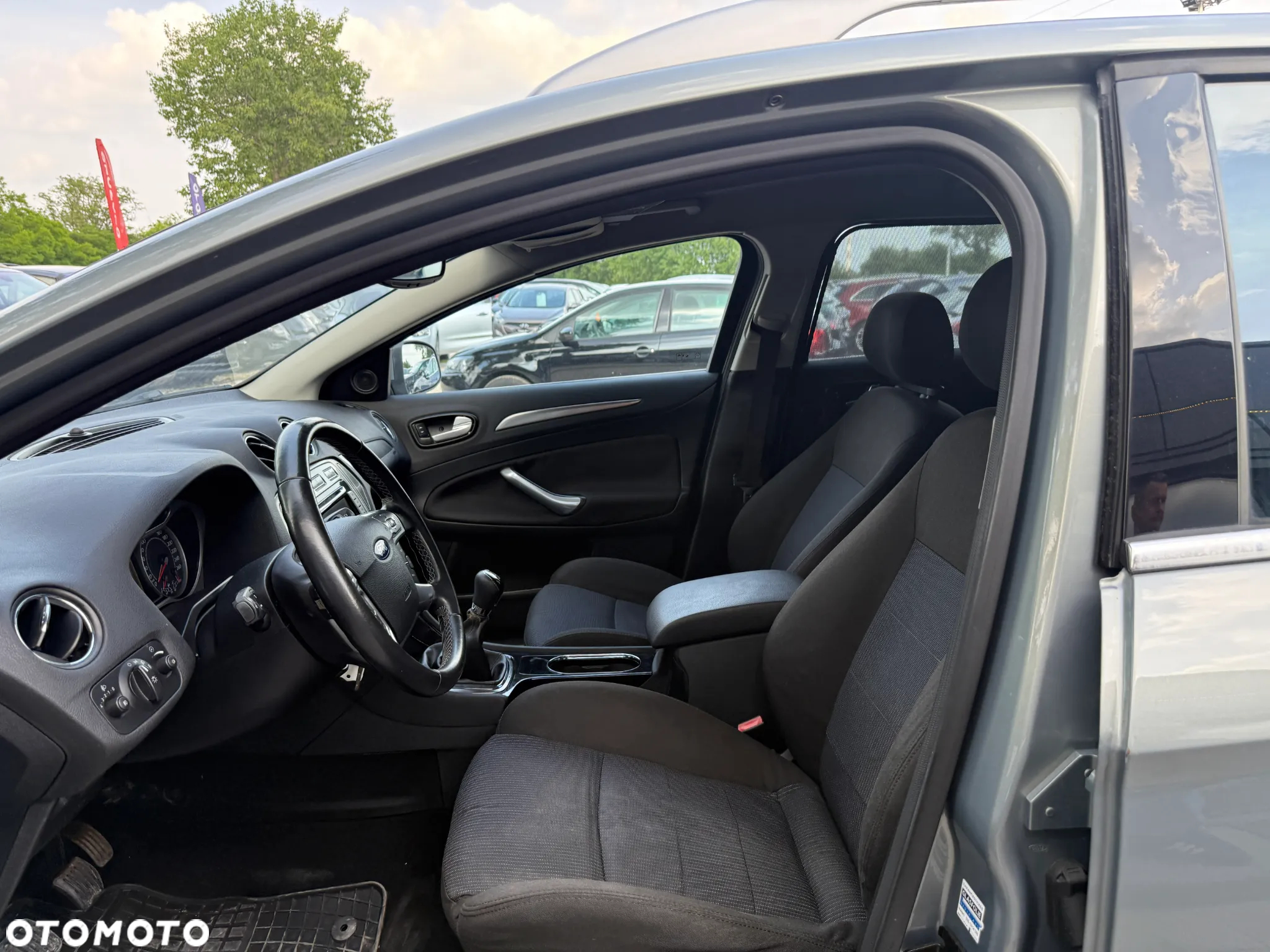 Ford Mondeo 2.0 FF Titanium - 21