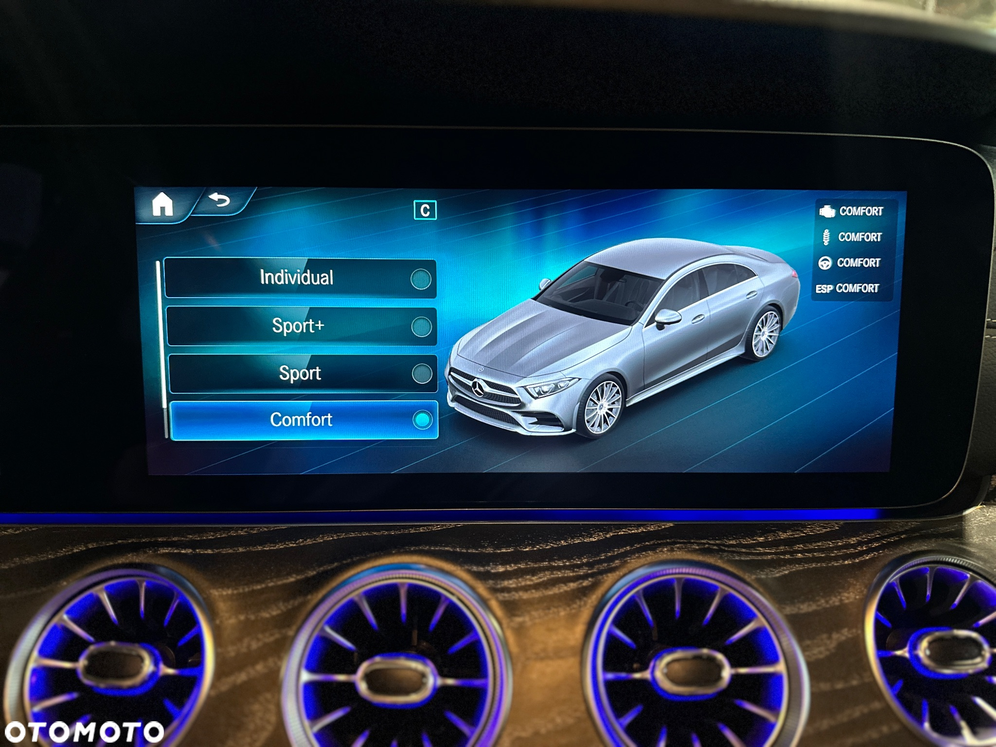 Mercedes-Benz CLS 400 d 4-Matic AMG - 35