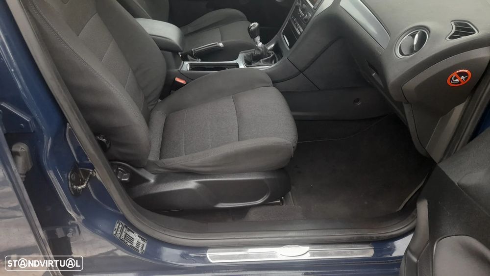Ford Mondeo SW 1.6 TDCi Ambiente - 44