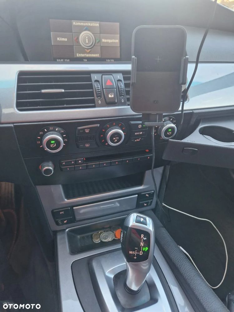 BMW Seria 5 530d Touring - 21