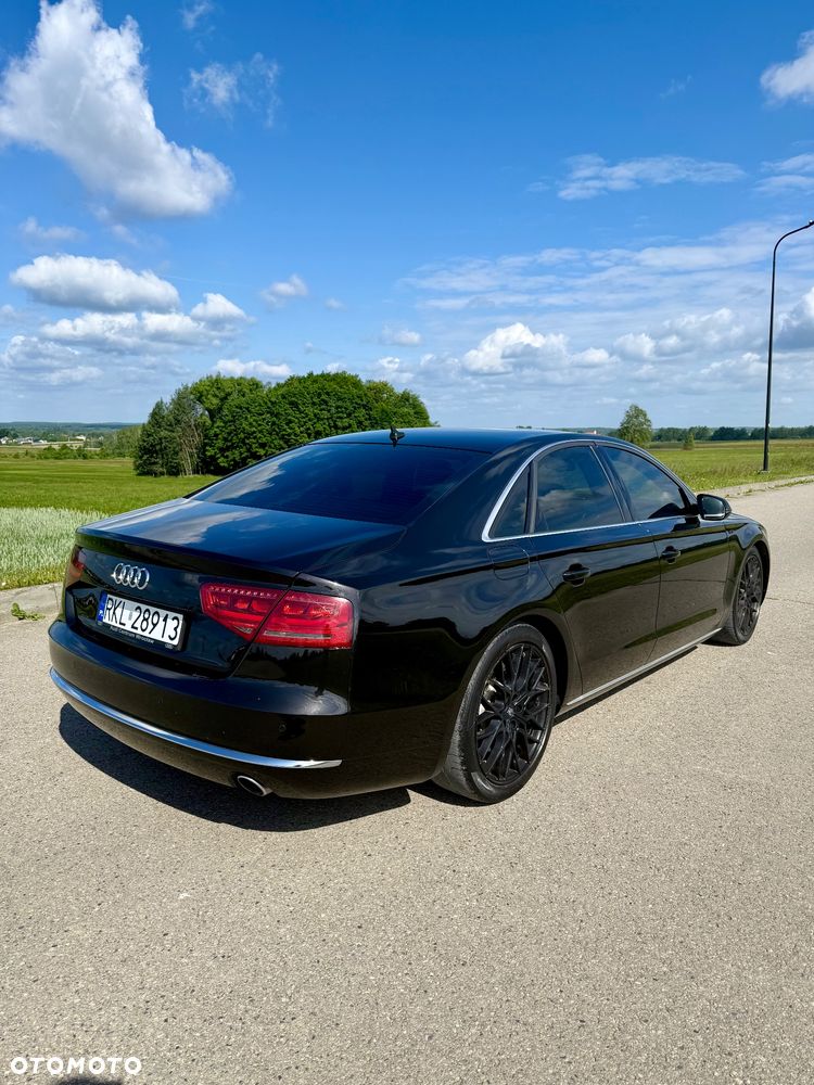 Audi A8 - 7