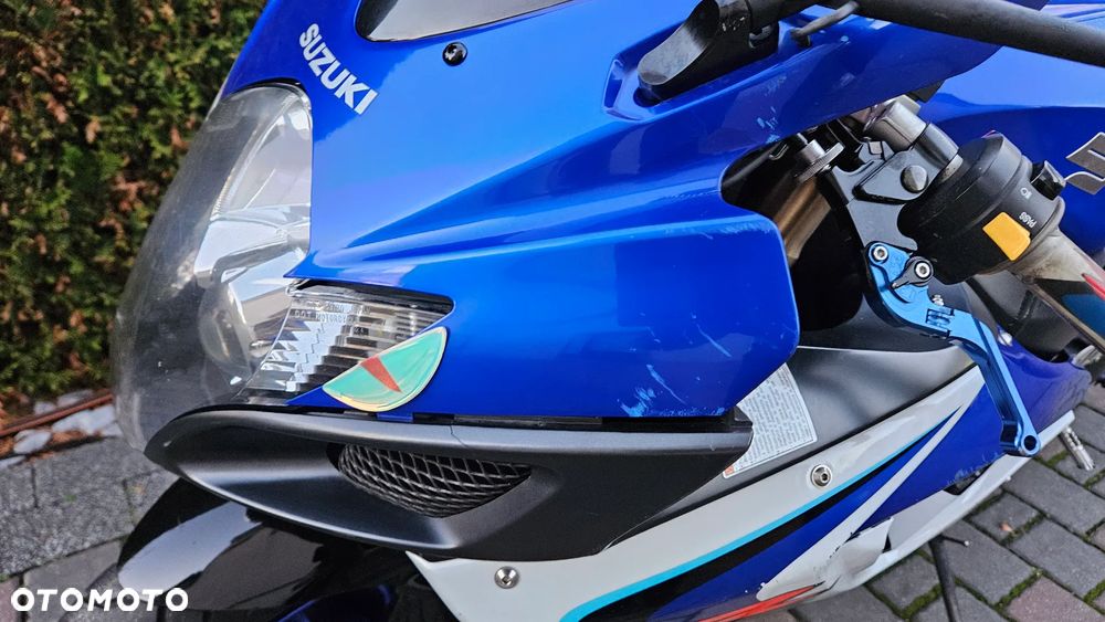 Suzuki GSX-R - 15