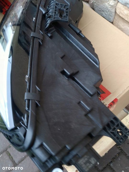 Lampy Oryg. Audi A4 B9 Full Led Matrix Europa PL - 15
