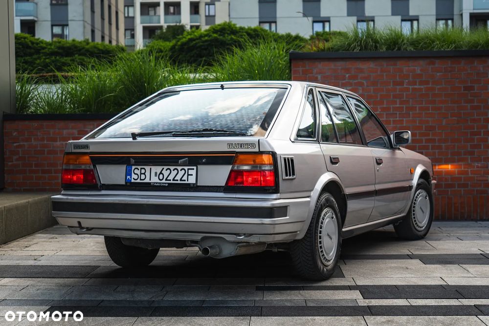 Nissan Bluebird 2.0 SLX - 2