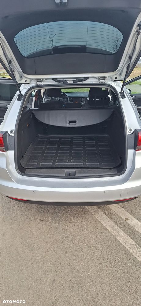 Opel Astra 1.6 D (CDTI) Start/Stop Innovation - 11