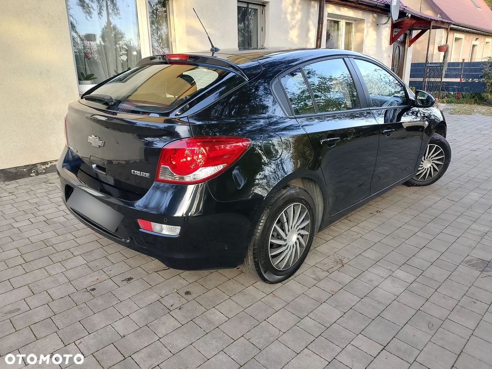 Chevrolet Cruze 1.8 LT+ - 20