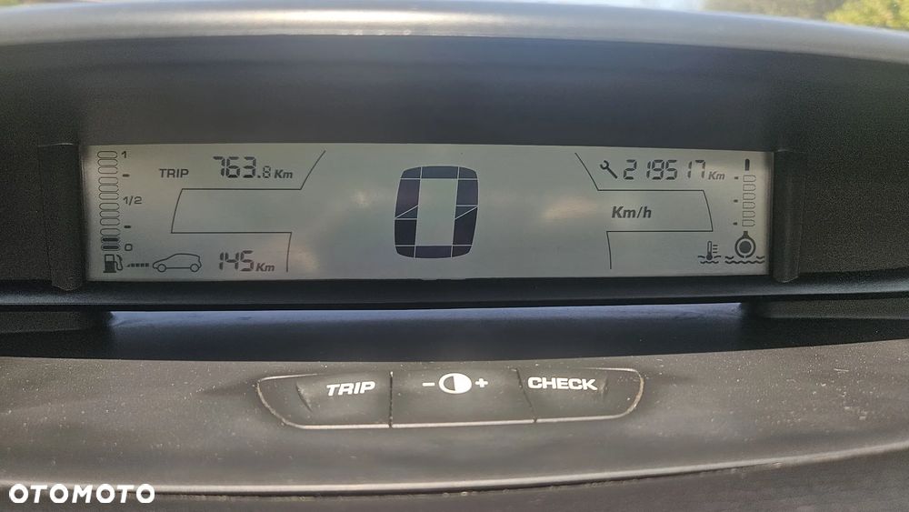Citroën C4 - 16