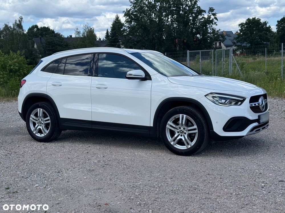 Mercedes-Benz GLA 180 d Business Edition - 5