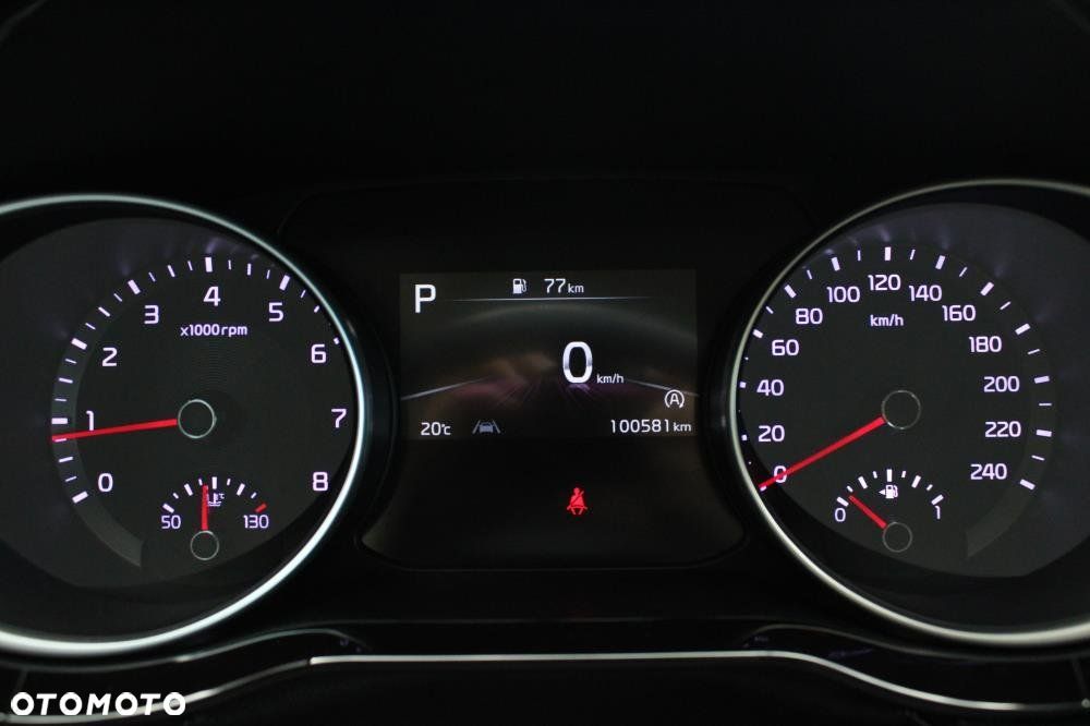Kia XCeed - 13