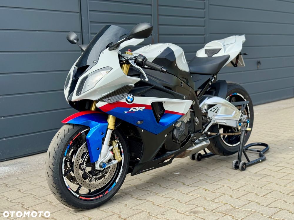 BMW S - 4