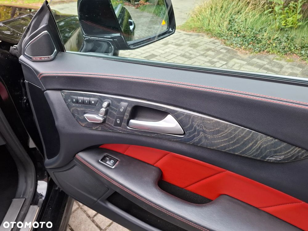 Mercedes-Benz CLS 250 d 4Matic 7G-TRONIC Final Edition - 27