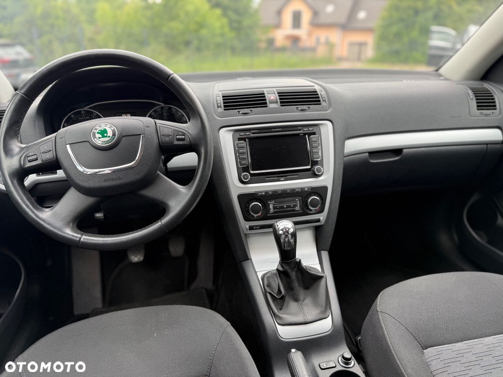 Skoda Octavia 1.6 Selection - 15