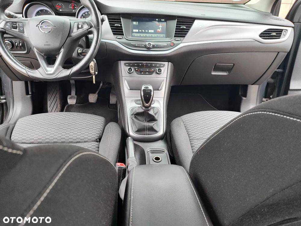 Opel Astra 1.4 Turbo Dynamic - 17