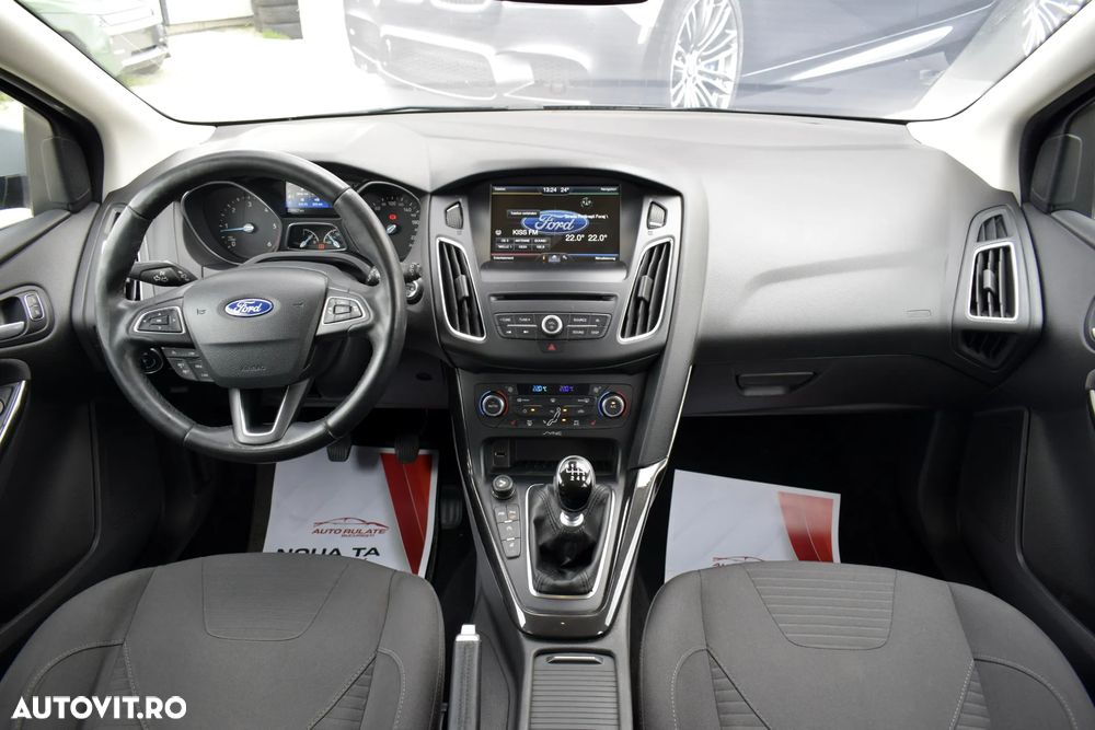 Ford Focus 1.6 TDCI DPF Start-Stopp-System Titanium - 8