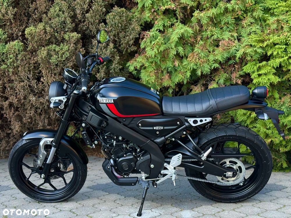 Yamaha XSR - 6