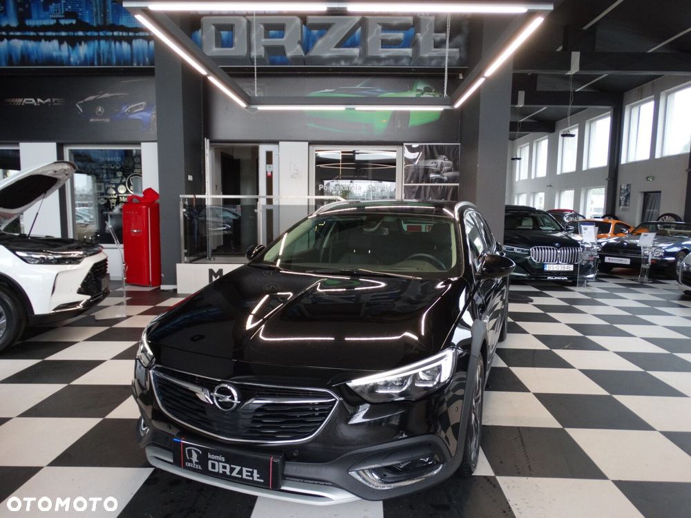 Opel Insignia - 1