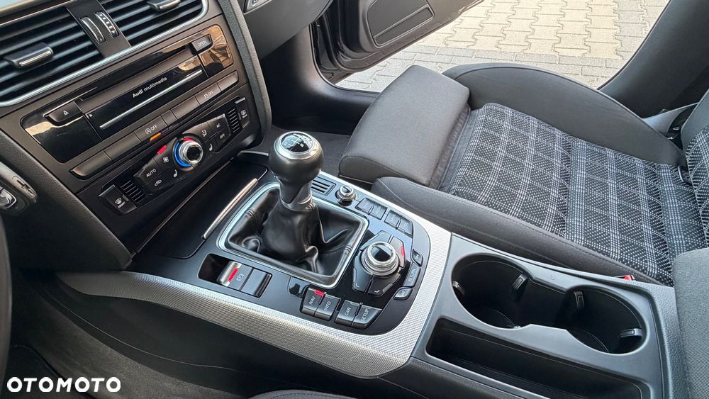 Audi A4 Avant 1.8 TFSI Attraction - 30