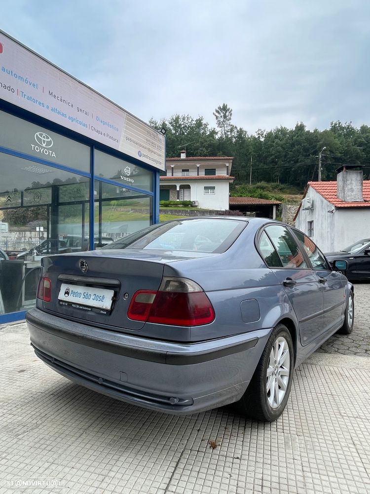 BMW 320 - 3