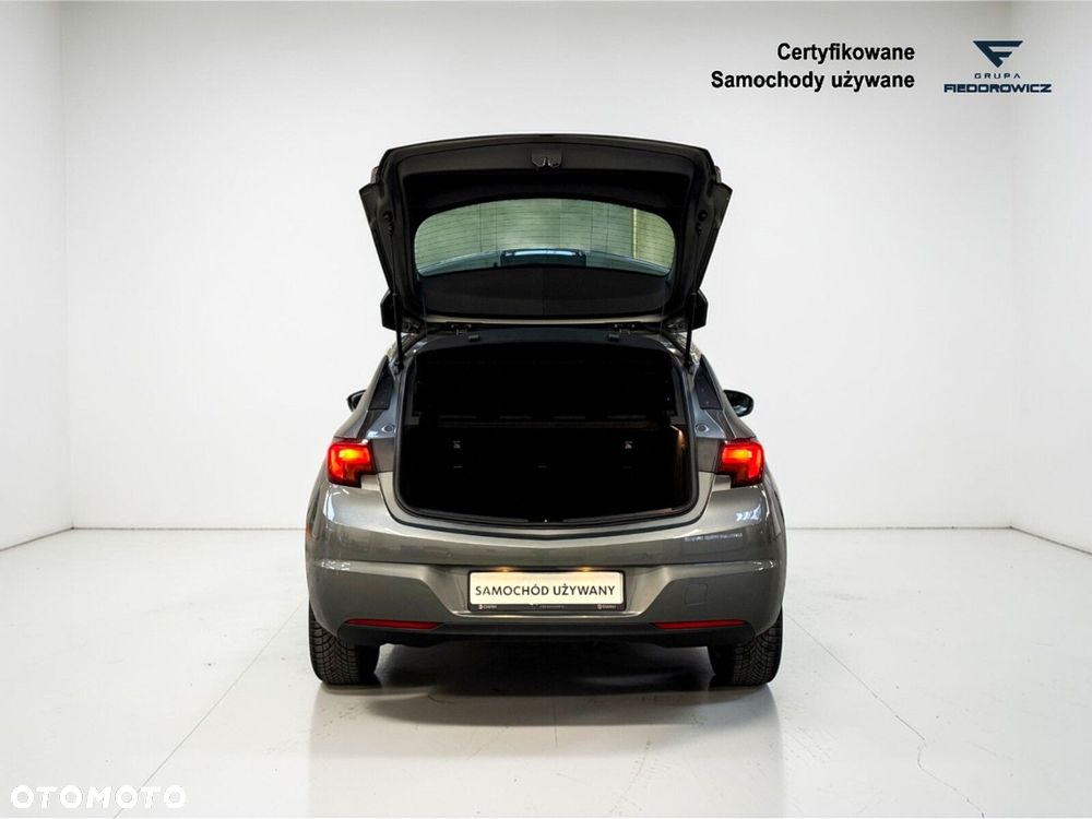 Opel Astra 1.2 T Edition S&S - 12