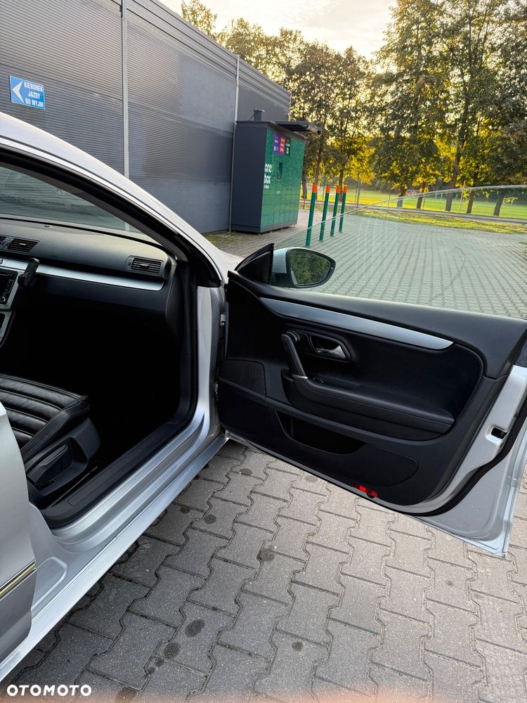 Volkswagen Passat CC 2.0 TDI DSG Exclusive - 16