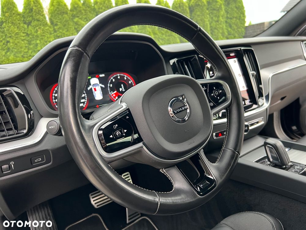 Volvo S60 B4 B R-Design - 15