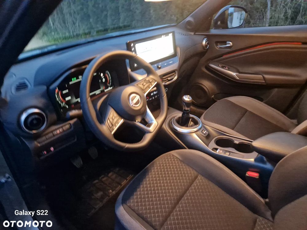 Nissan Juke 1.0 DIG-T N-Connecta - 24