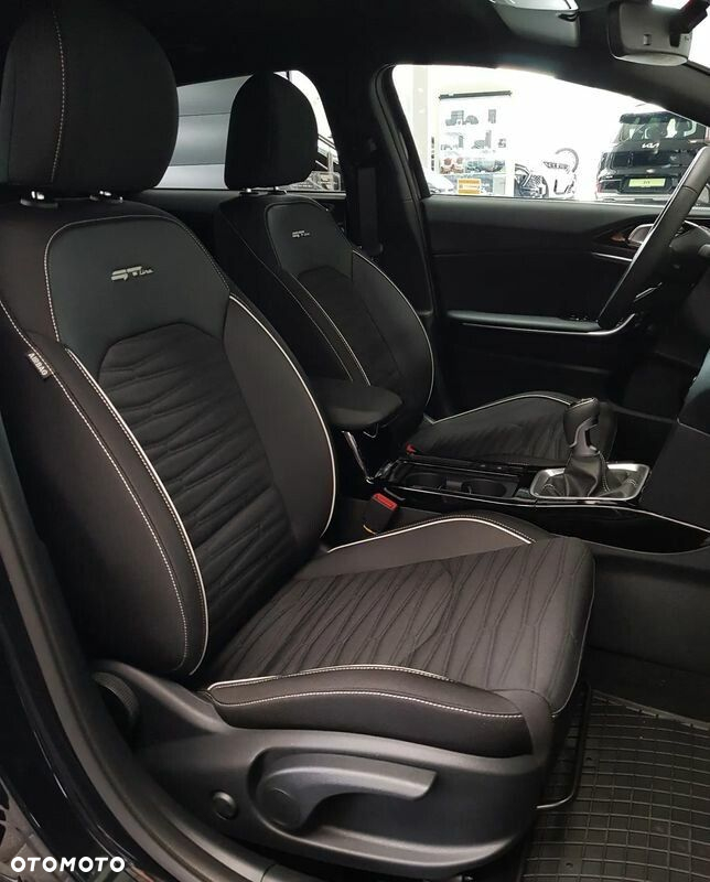 Kia ProCeed - 30