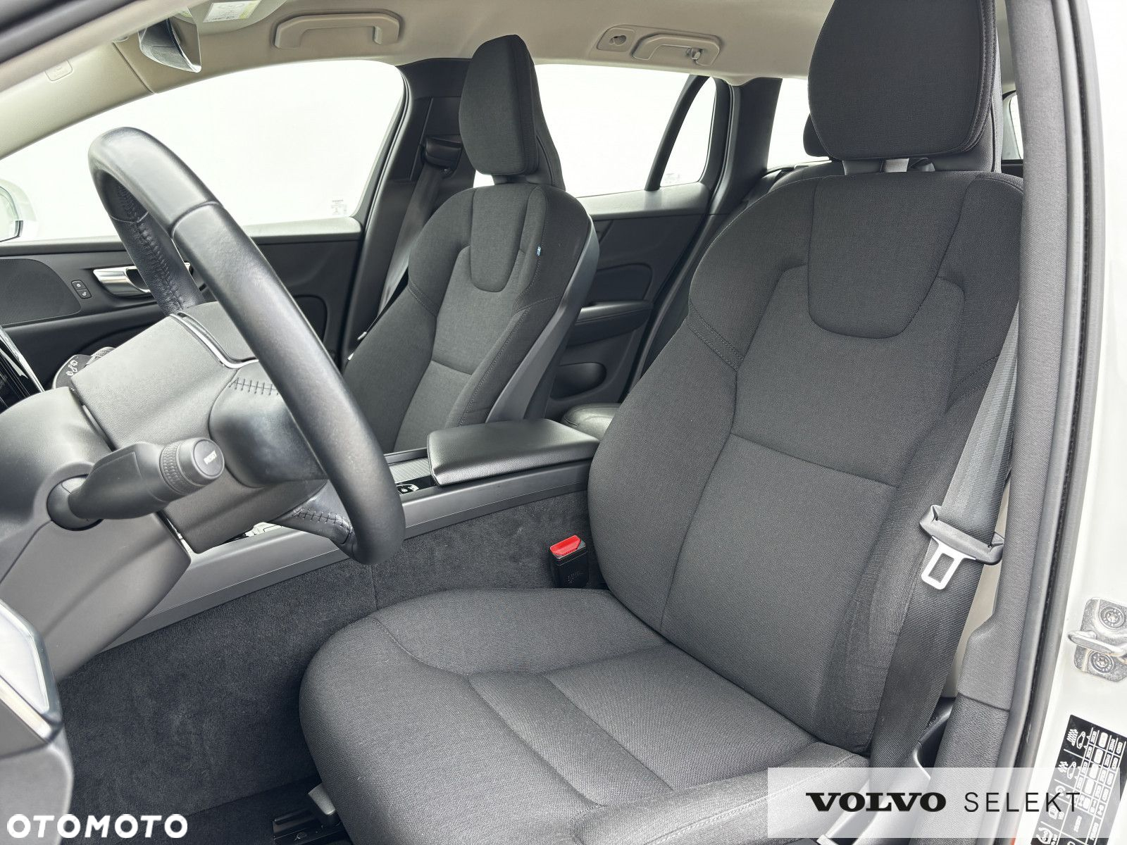 Volvo V60 Cross Country - 8