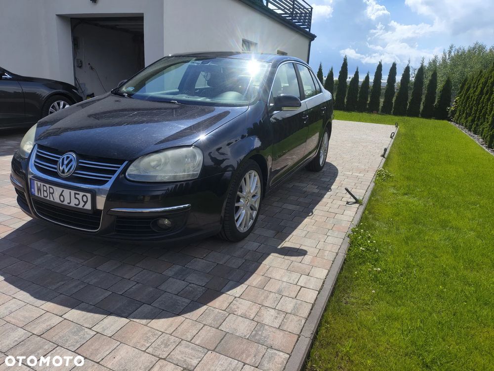 Volkswagen Jetta - 12
