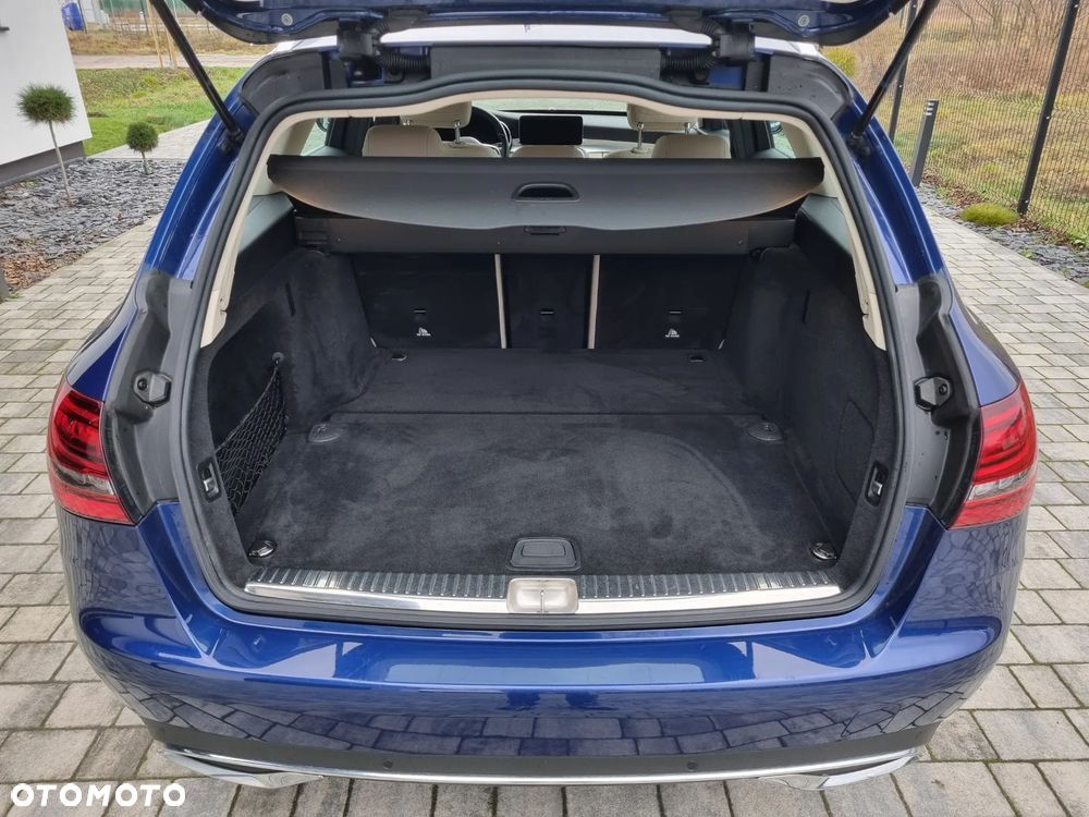 Mercedes-Benz Klasa C 220 d 9G-TRONIC Exclusive - 36