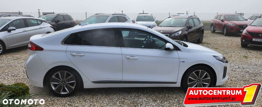 Hyundai IONIQ - 17